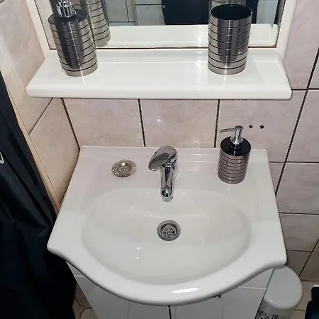 Stark Arena, New Apartment